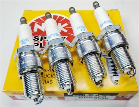 4 Ngk Spark Plugs Bpr9Es 7788 Polaris Rush Axys Matryx Vr1 600 650 800