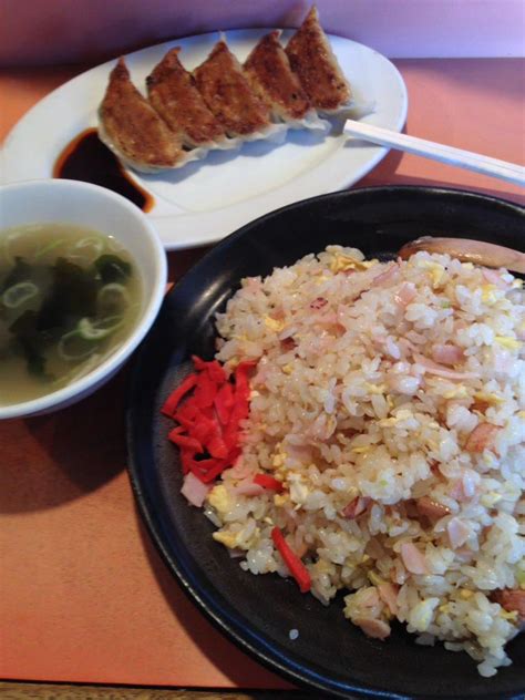 Fried Rice And Gyoza Go So Well Together Rjapanesefood