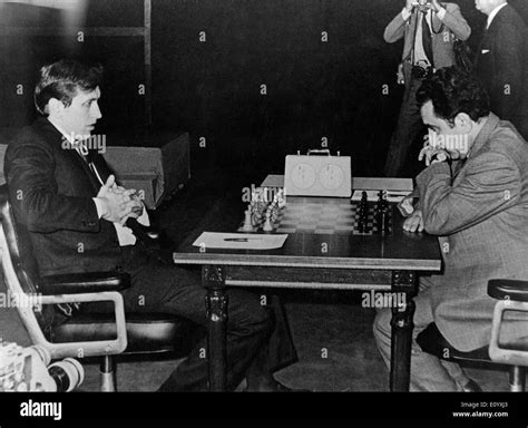 Anatoly Karpov Et Boris Spassky Banque De Photographies Et Dimages à