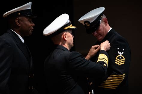 Dvids Images U S 5th Fleet Command Master Chief Spike Call Retirement Ceremony [image 5 Of 6]