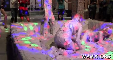 Amateur Lesbian Messy Oral