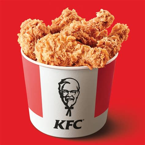 Photos Kfc உணவில் வறுத்த கோழி தலை பெண் வாடிக்கையாளரை