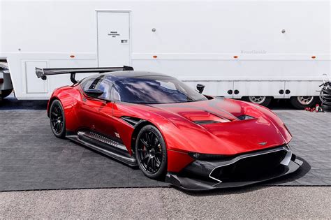 Luxury Houses Aston Martin Vulcan Aston Martin Aston Martin Cars