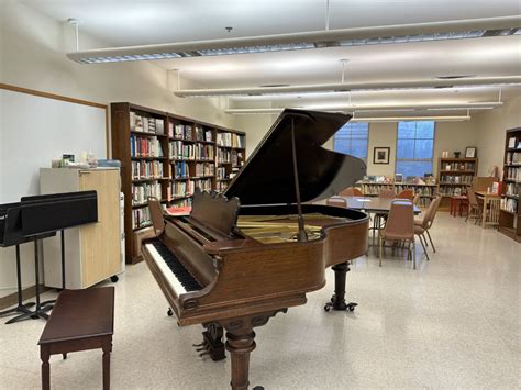 First Uu Wilmington We Have A New Grand Piano In The Choir Room