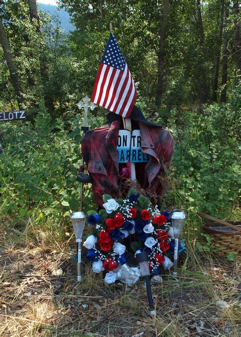 Darrell Ward Ice Road Trucker Memorial Placed At The Sit Flickr