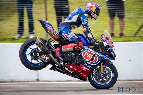 Superbike Donington Toprak Razgatlioglu Pata Yamaha Motoblog