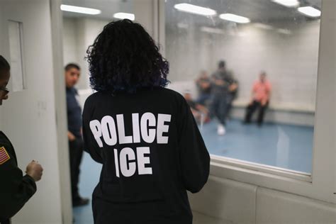 Qué Pasa Con Las Reglas De Deportación De Ice Tras Bloqueo De Juez En