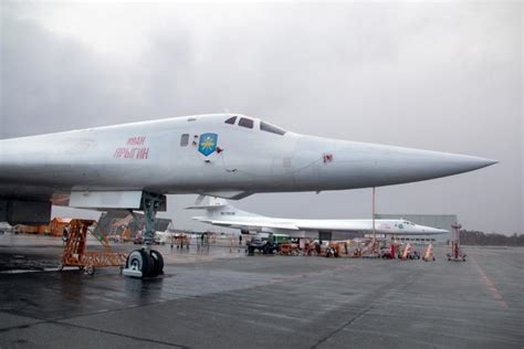 Модернизированная пара Ту-160 передана военным - ANNA NEWS