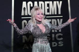 Dolly Parton Revela Su Cabello Real Y Explica Por Qu Usa Pelucas