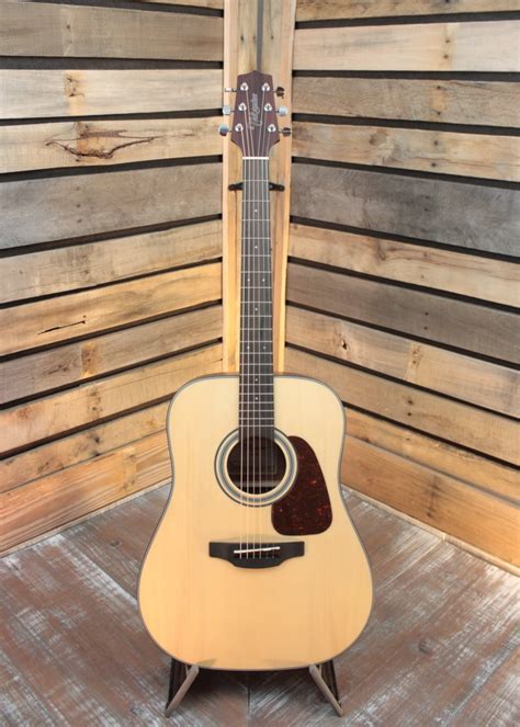 Takamine Gd Dreadnought Acoustic Guitar