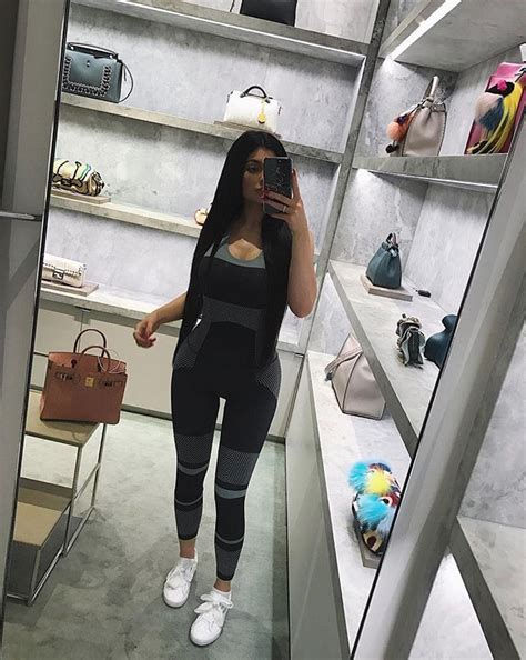 See Kylie Jenner's Amazing Birkin Bag Collection | Who What Wear UK