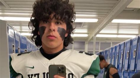 Reedley High School Junior diagnosed with stage 4 cancer, football team ...