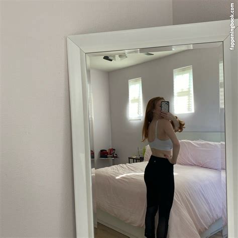 Francesca Capaldi Nude OnlyFans Leaks Fappening FappeningBook