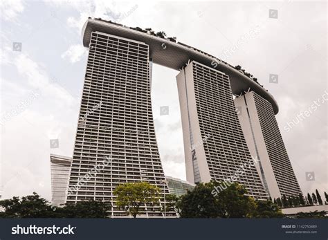 Marina Bay Sands Resort Stock Photo 1142750489 | Shutterstock