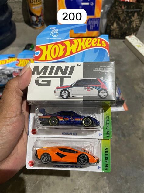 Hot Wheels Toys Collectibles Mainan Di Carousell