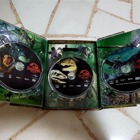 Jurassic Park Dvds The Franchise Collection Box Set Hobbies And Toys Music And Media Cds And Dvds