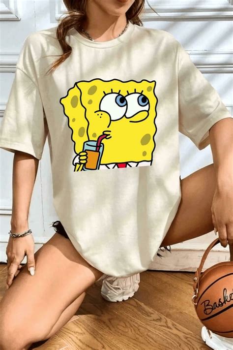 Camiseta Oversized Feminina Bob Esponja Cor Nude Dt
