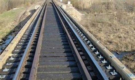 Buy Synthetic Sleepers Composite Sleepers Railway Sleepers Bridge