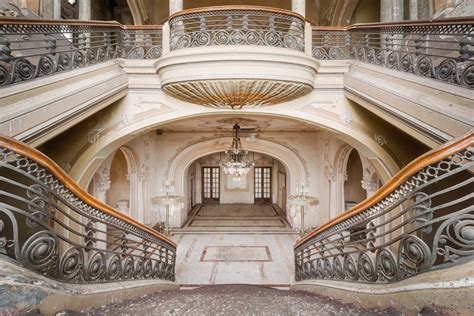 Inside the abandoned Casino Constanta - Business Insider