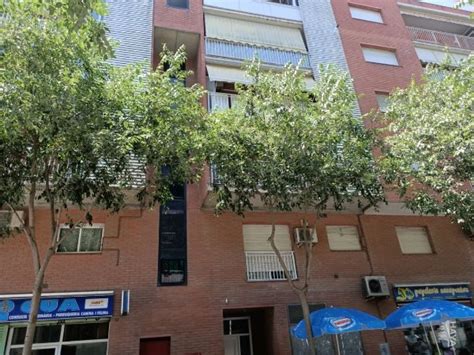 Casas Y Pisos De Bancos En Sant Andreu De La Barca Barcelona Idealista