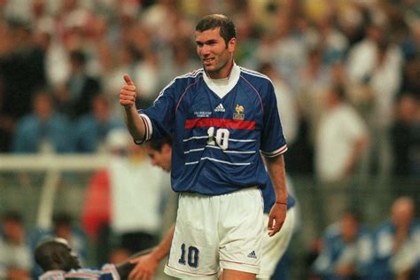 FIFA 20: Zinedine Zidane icon card rating revealed but how does he ...