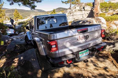 Willys Vs Rubicon Jeep Wrangler Model Comparison Four Wheel Trends