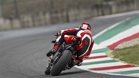 Ducati Panigale V4 R | Pure Racing Adrenaline