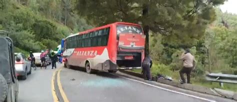 Fuerte Accidente De Tránsito Vía Bogotá La Calera Fue Entre Dos