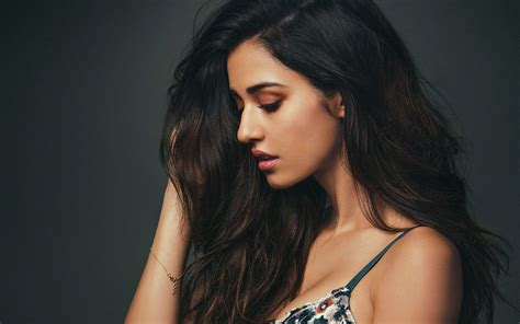 Disha Patani HD Wallpapers - Top Free Disha Patani HD Backgrounds