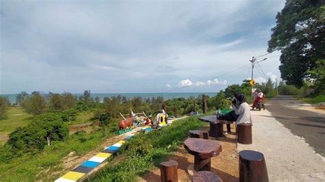 Wisata Belitung Nikmati Keindahan Pantai Dari Atas Bukit Samak