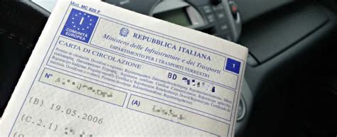 Guidare Un Auto Non Intestata A Noi Multe E Ritiro Della Patente Non