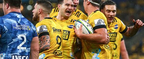 Hurricanes Snatch Thrilling Blues Victory At The Death Super Rugby