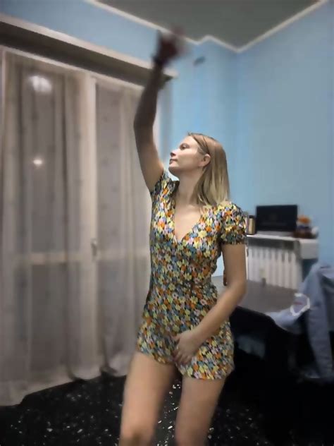 Sexy Blonde Annie 2024 03 22 162514