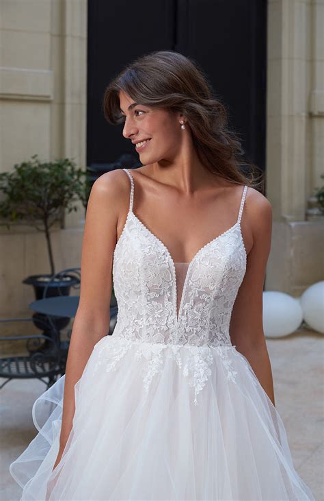 Robe de mariée Modèle Tanja Couture Nuptiale Paris Robes Rose Angel