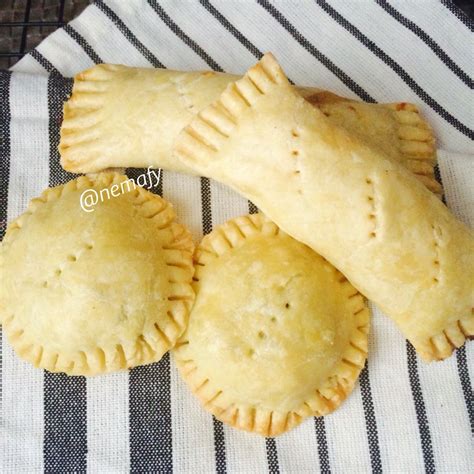 Guyanese Pastries Cheese Roll And Beef Patties Nemafy Guyanese