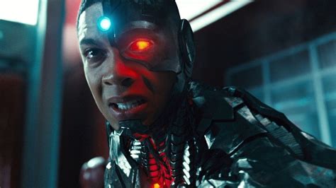 Justice League Ray Fisher Reveals Only One Cyborg Scene Shot By Zack