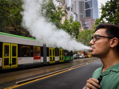 Australian Government Announces Crackdown On Illegal Black Market Vapes