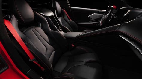 GM Engineer Explains C8 Corvette's Interior Design | Corvetteforum