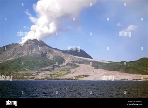 Montserrat volcano 1997 hi-res stock photography and images - Alamy