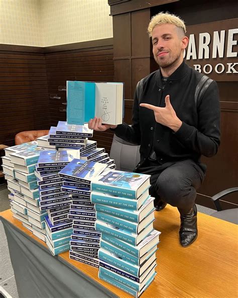 Adam Silvera Prepara Livro Da S Rie Os Dois Morrem No Final