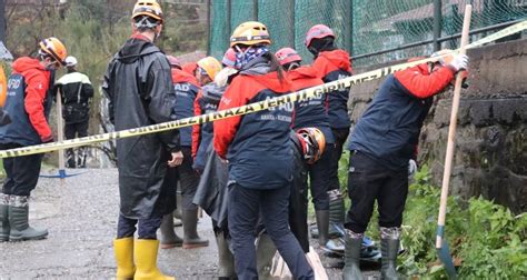 Zonguldak ta heyelan Anne ve oğlu kayıp