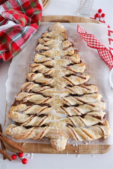 Cinnamon Pull Apart Christmas Tree Recipe Homemade Heather