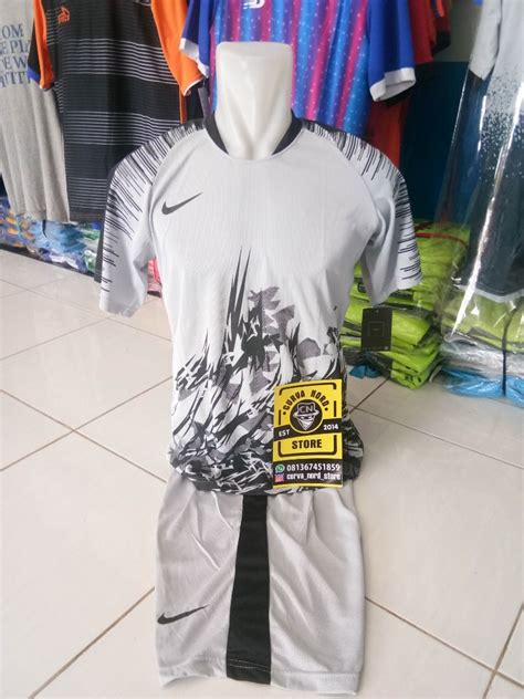 Jersey Setelan Bola Dan Futsal Nike Abu Garis Olah Raga Baju Olahraga