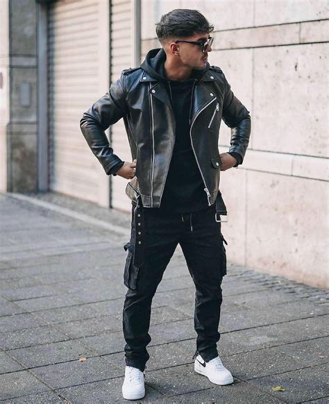 How to style a black hoodie? 25 black hoodie outfit ideas for men. - vogueymen.com