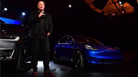 Tesla Overtakes Toyota To Become World S Most Valuable Carmaker BBC News