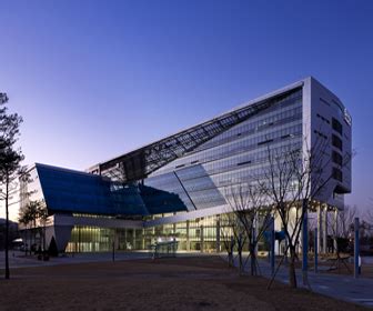 Samoo and KMD design sustainable Seongnam City Hall in Korea - DesignCurial