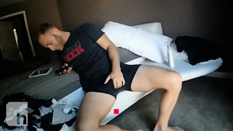 Big Cock Hunk Strokes On Bed To Porn