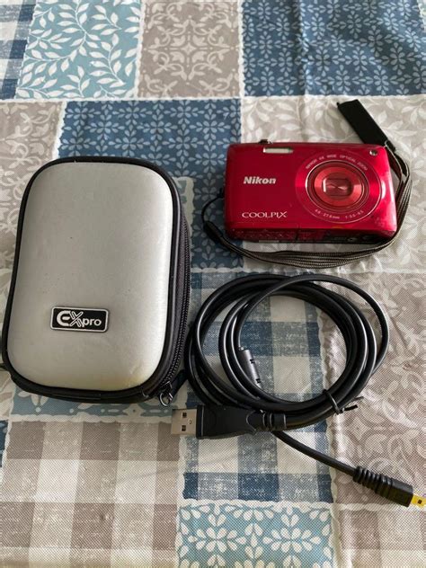 Nikon coolpix 4200, Photography, Cameras on Carousell