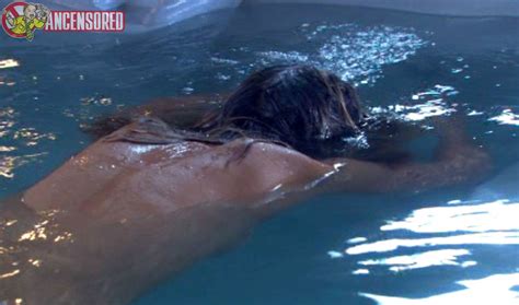 Naked Erin Davis In Odyssey 5