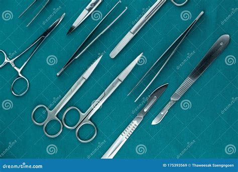 Basic Surgical Instrument Scalpel Forceps Tweezers Scissors Spread On